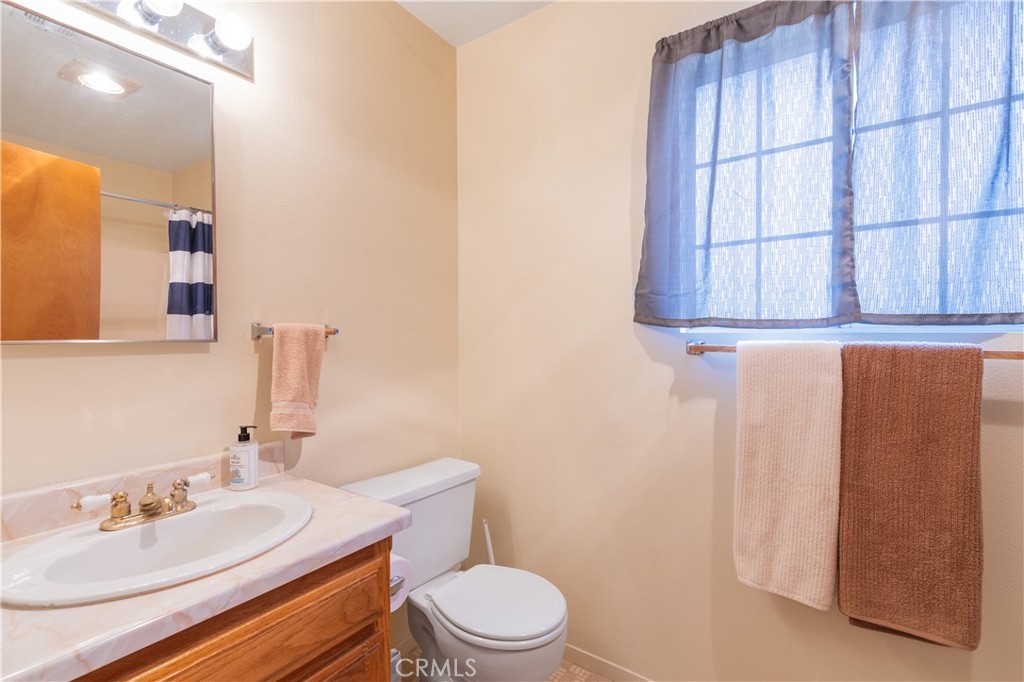 32 Fresno St, Paso Robles, CA 93446