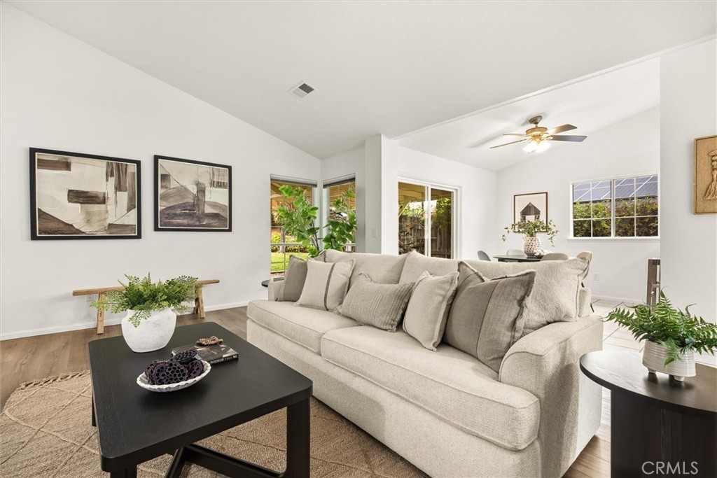829 Crazy Horse, Paso Robles, CA 93446
