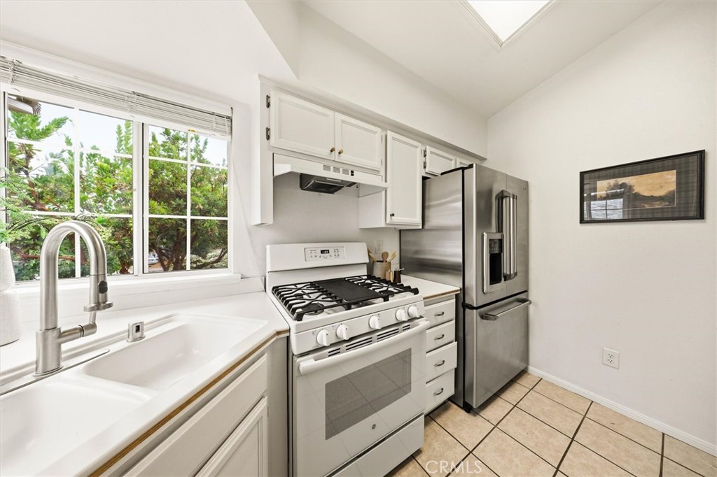 829 Crazy Horse, Paso Robles, CA 93446