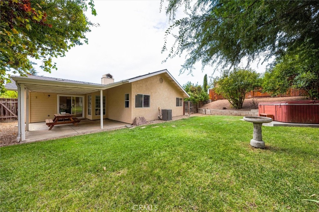 829 Crazy Horse, Paso Robles, CA 93446