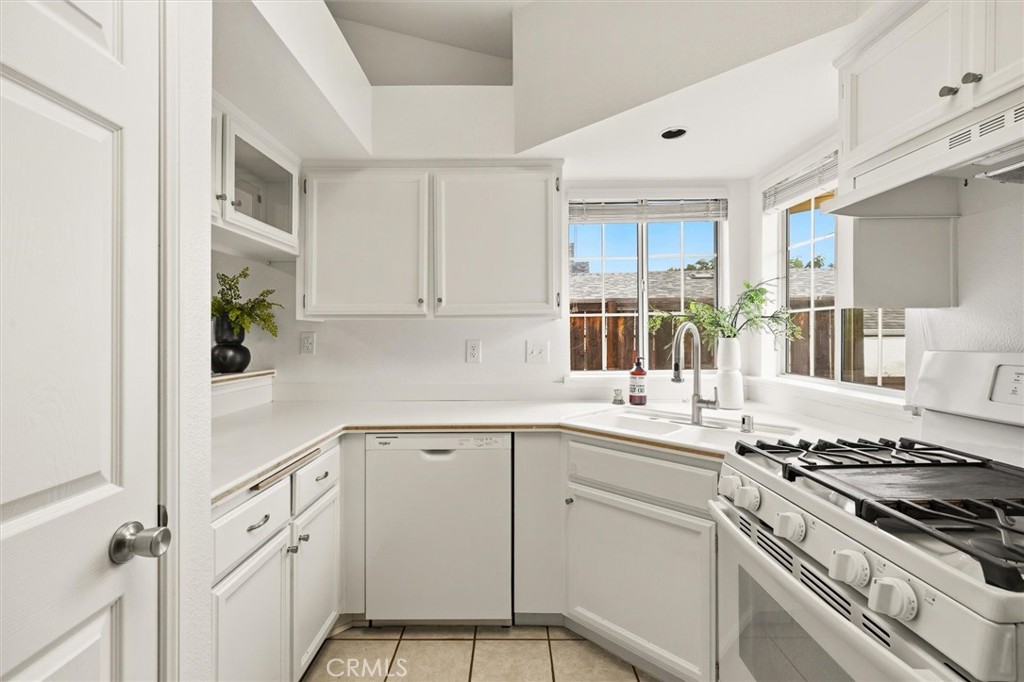 829 Crazy Horse, Paso Robles, CA 93446