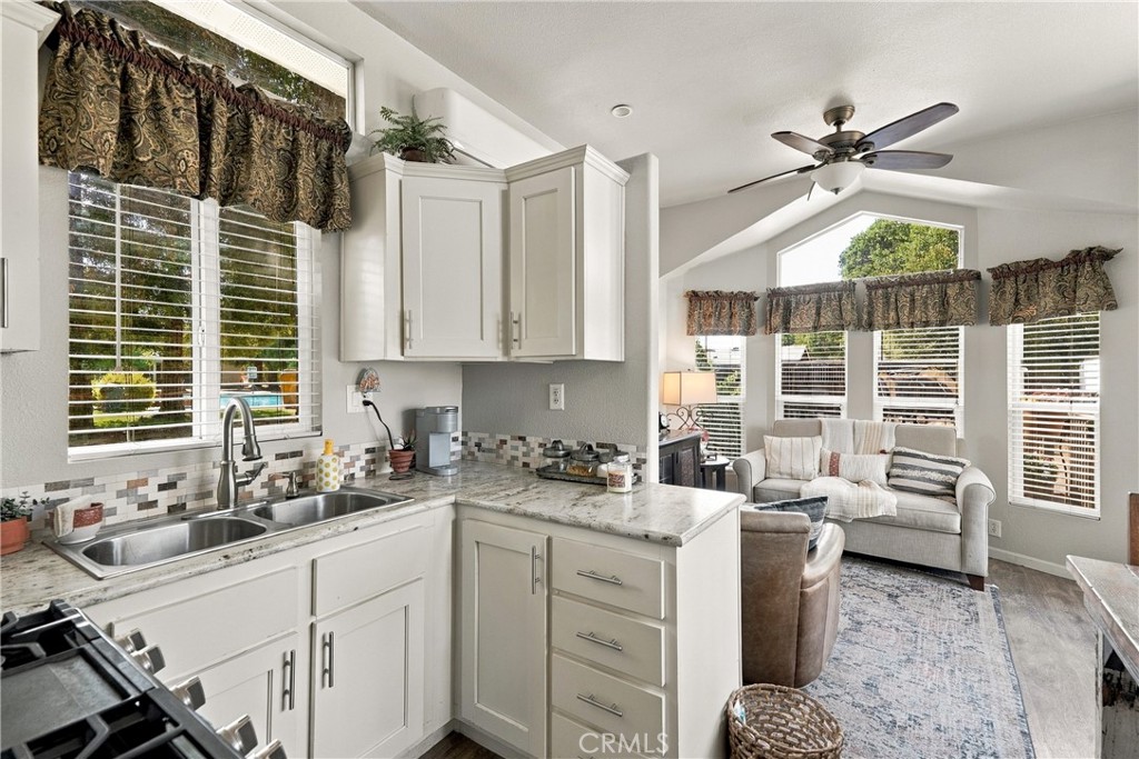2255 Ferrocarril, Atascadero, CA 93422