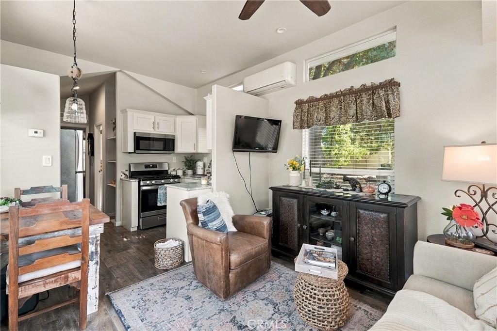 2255 Ferrocarril, Atascadero, CA 93422