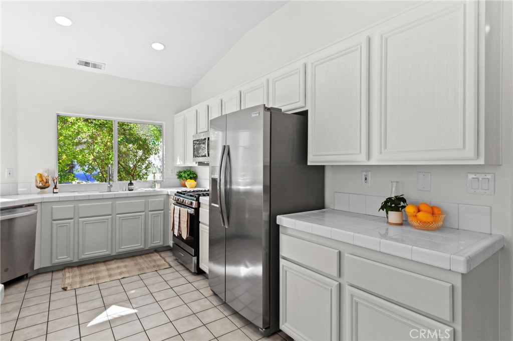 1214 Shadow Meadow, Paso Robles, CA 93446