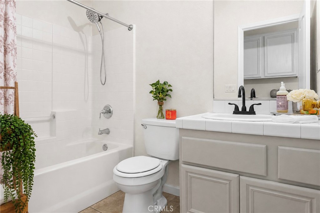 1214 Shadow Meadow, Paso Robles, CA 93446