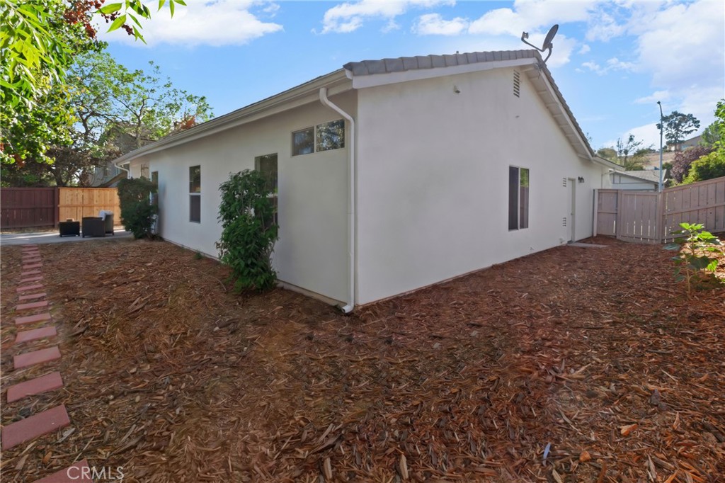 1214 Shadow Meadow, Paso Robles, CA 93446