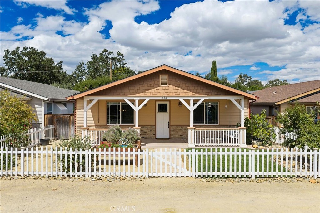 482 Cayucos Ave, Templeton, CA 93465