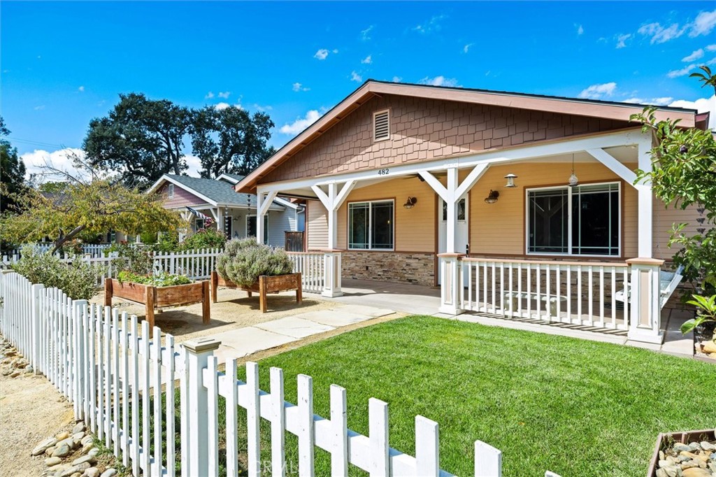 482 Cayucos Ave, Templeton, CA 93465