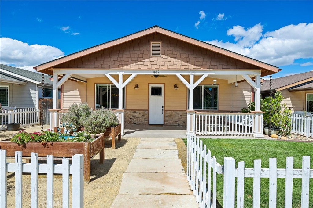 482 Cayucos Ave, Templeton, CA 93465