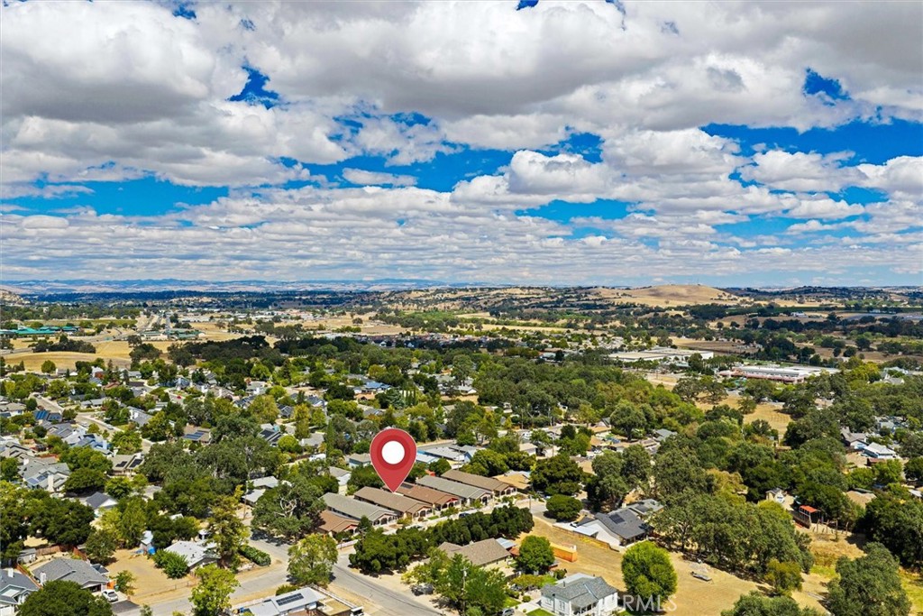 482 Cayucos Ave, Templeton, CA 93465