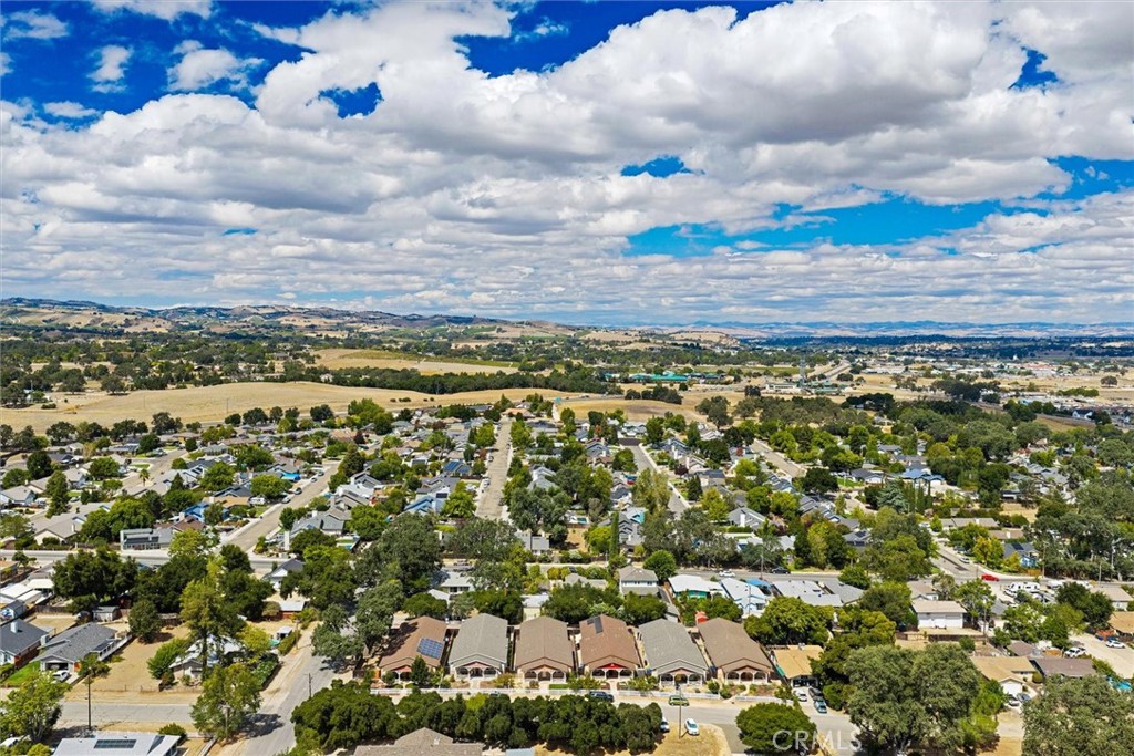482 Cayucos Ave, Templeton, CA 93465