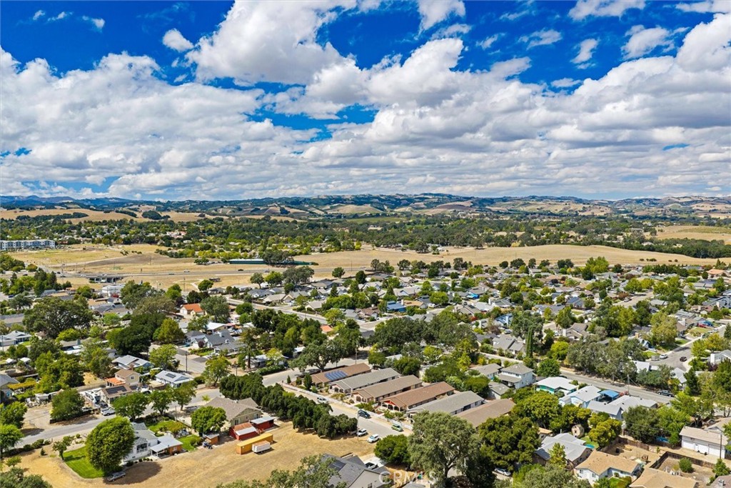 482 Cayucos Ave, Templeton, CA 93465