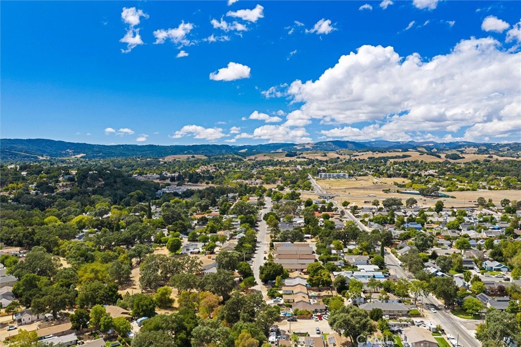 482 Cayucos Ave, Templeton, CA 93465