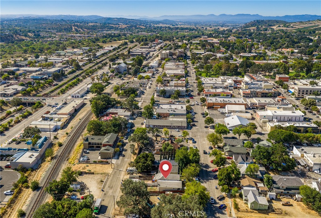 1434 1436 Pine St, Paso Robles, CA 93446