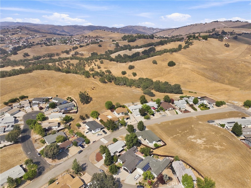 4164 Hackney, Paso Robles, CA 93446