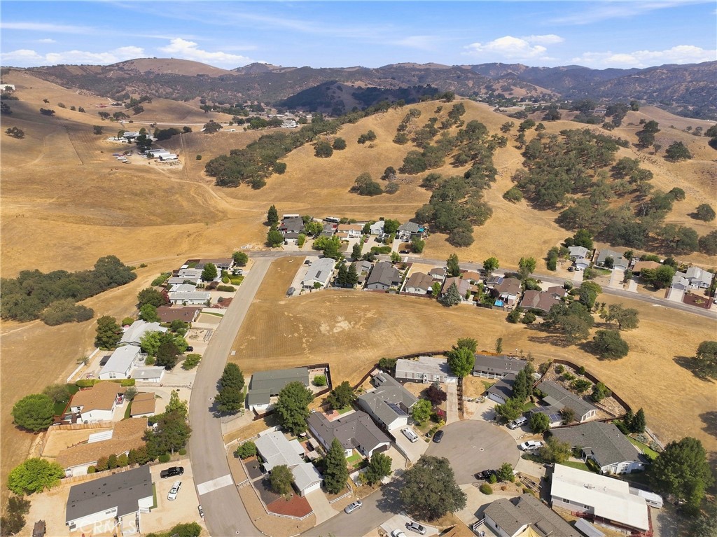 4164 Hackney, Paso Robles, CA 93446