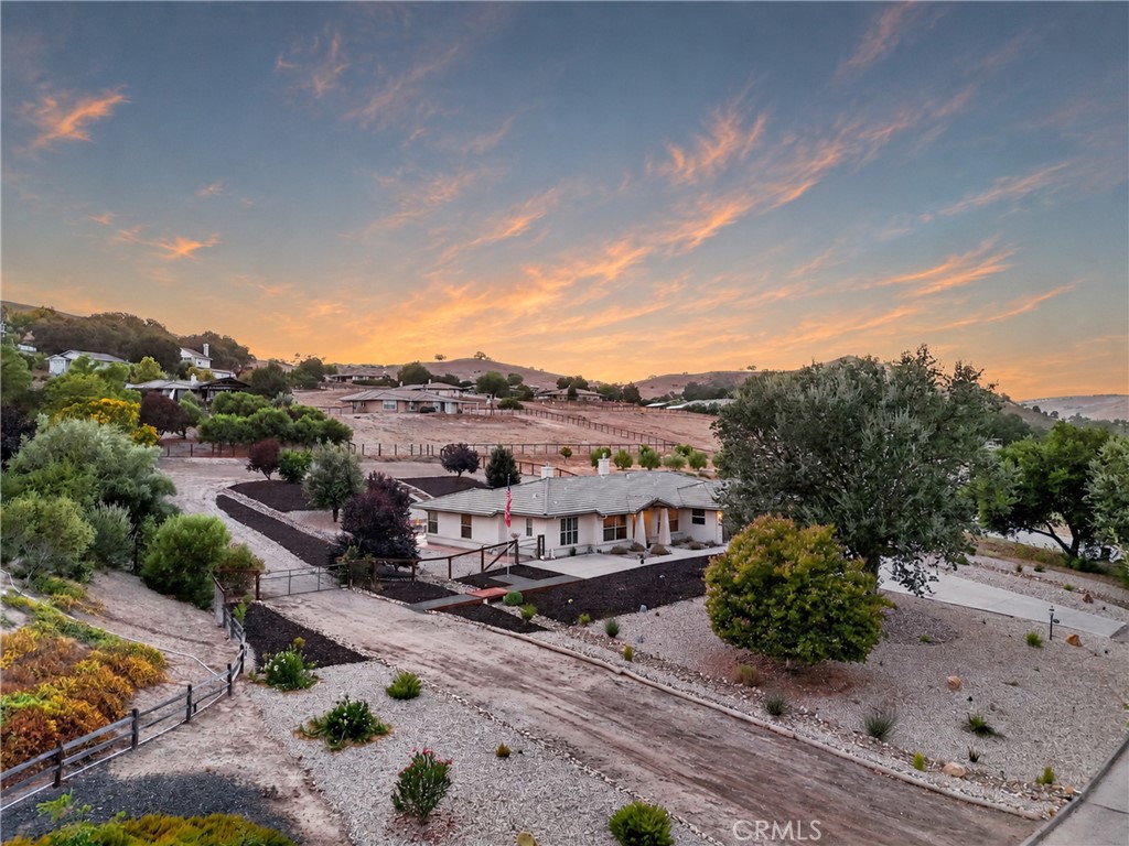 9947 Flyrod, Paso Robles, CA 93446