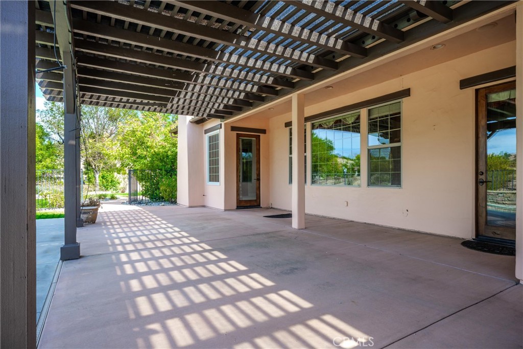 155 Via Del Salinas, Paso Robles, CA 93446