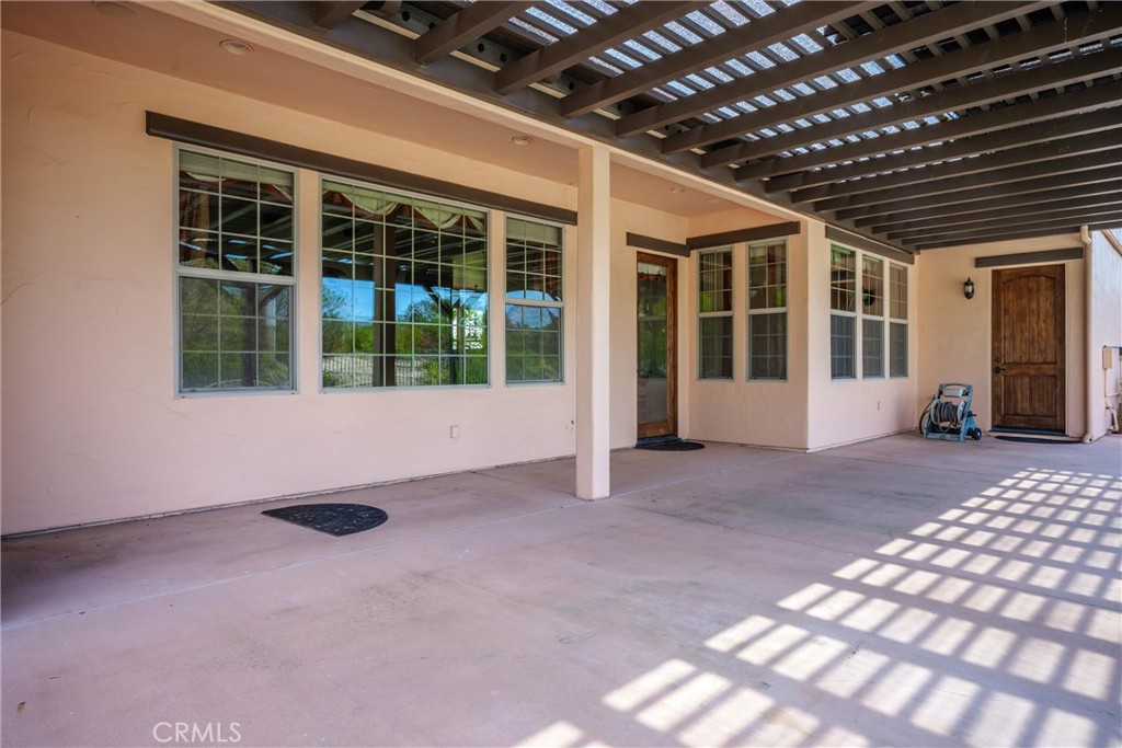 155 Via Del Salinas, Paso Robles, CA 93446