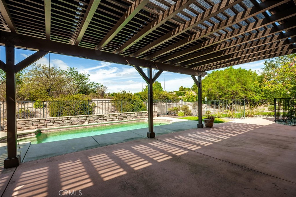 155 Via Del Salinas, Paso Robles, CA 93446