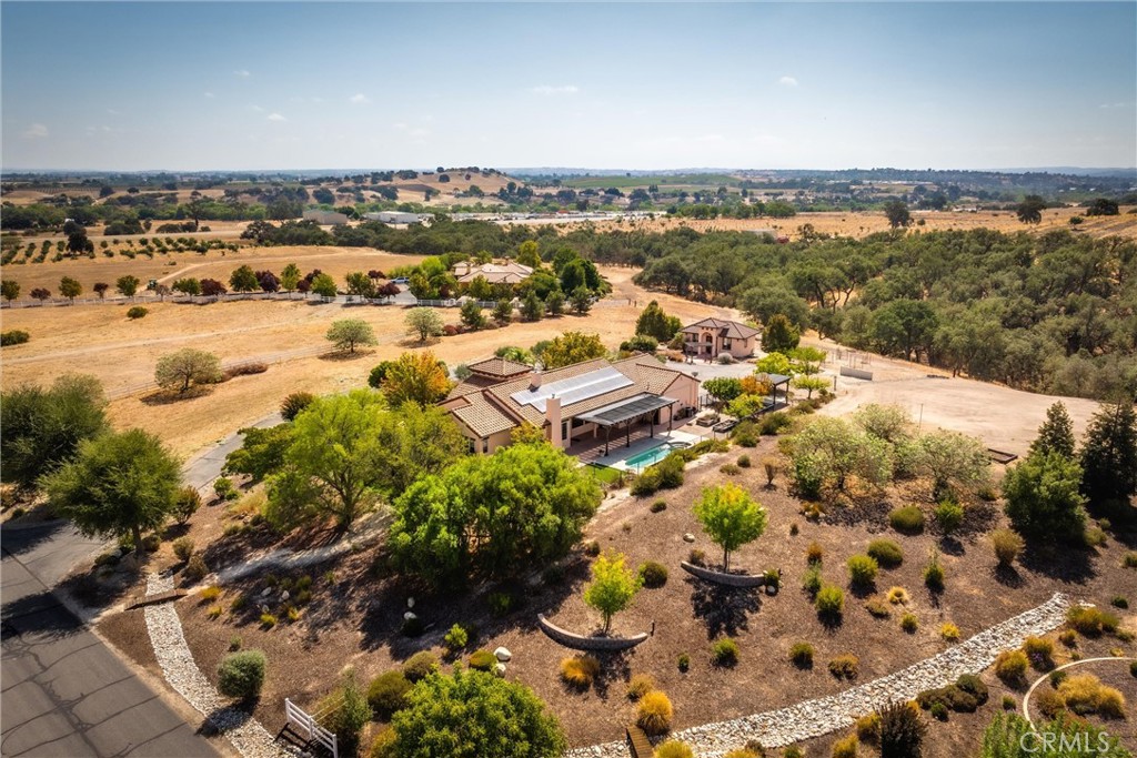 155 Via Del Salinas, Paso Robles, CA 93446