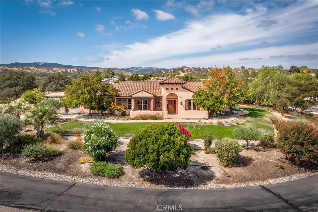 155 Via Del Salinas, Paso Robles, CA 93446