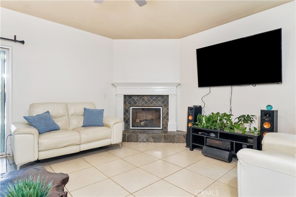 2245 Vine St, Paso Robles, CA 93446