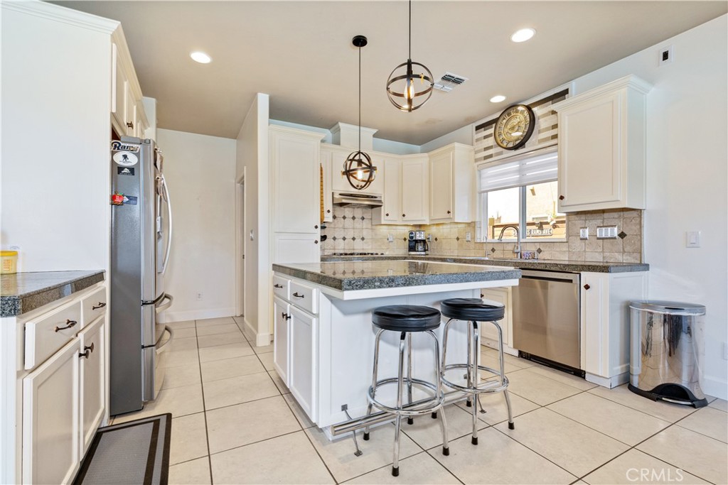 2245 Vine St, Paso Robles, CA 93446