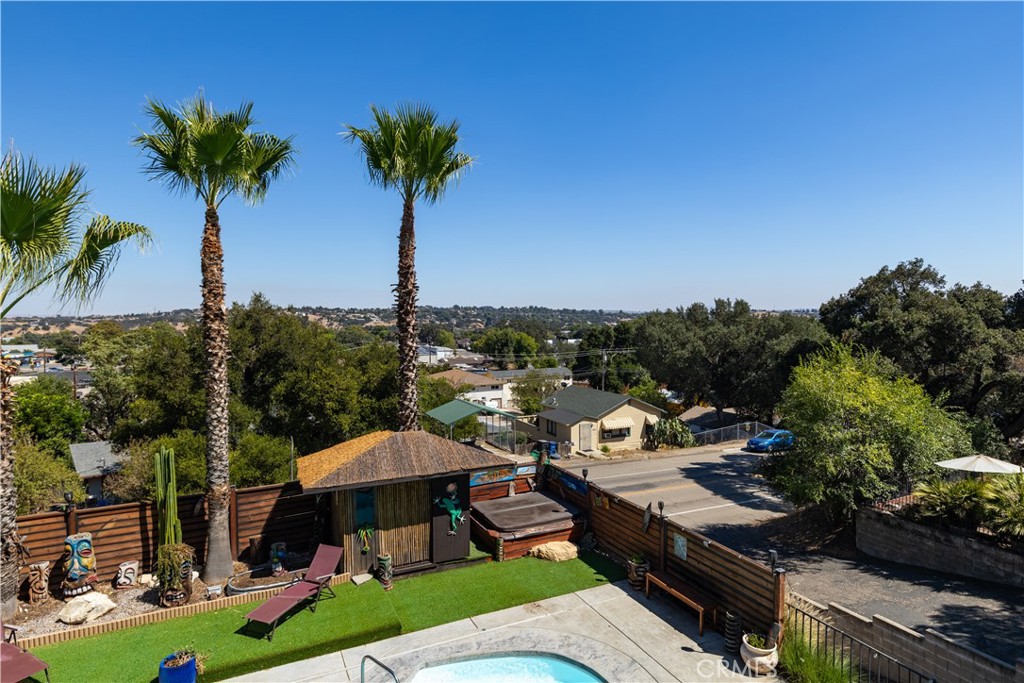 2245 Vine St, Paso Robles, CA 93446