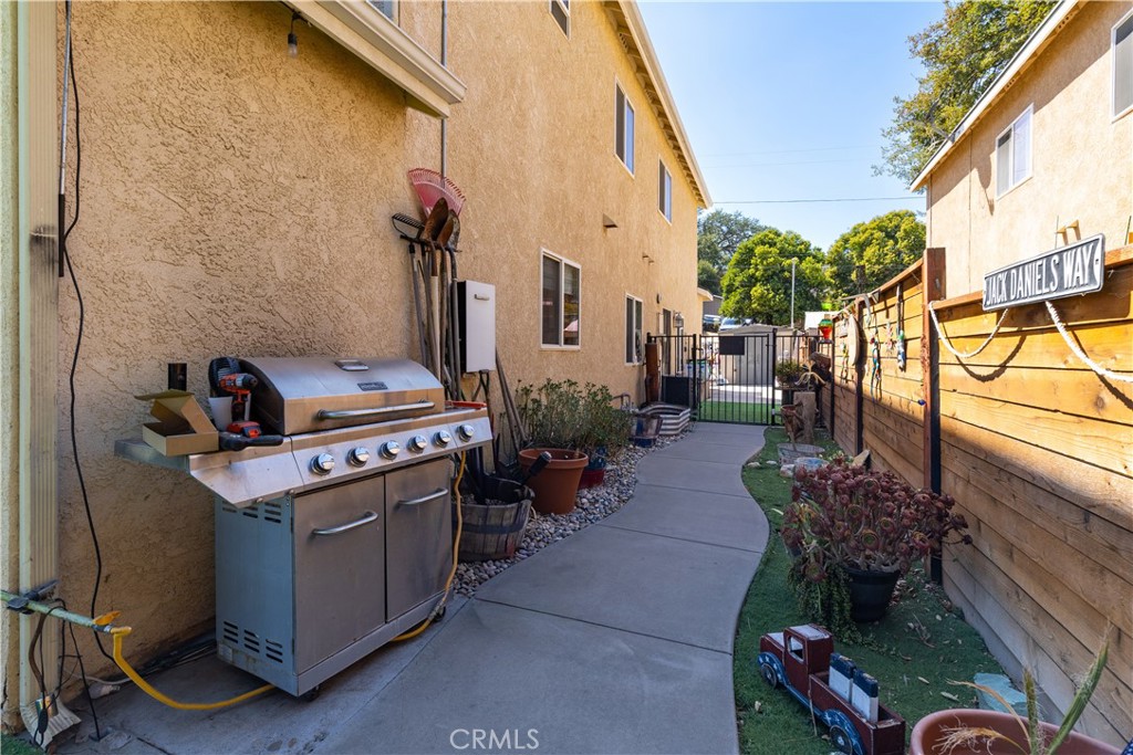 2245 Vine St, Paso Robles, CA 93446