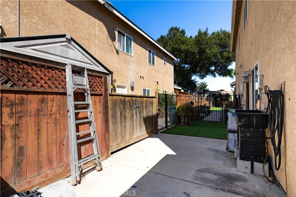 2245 Vine St, Paso Robles, CA 93446