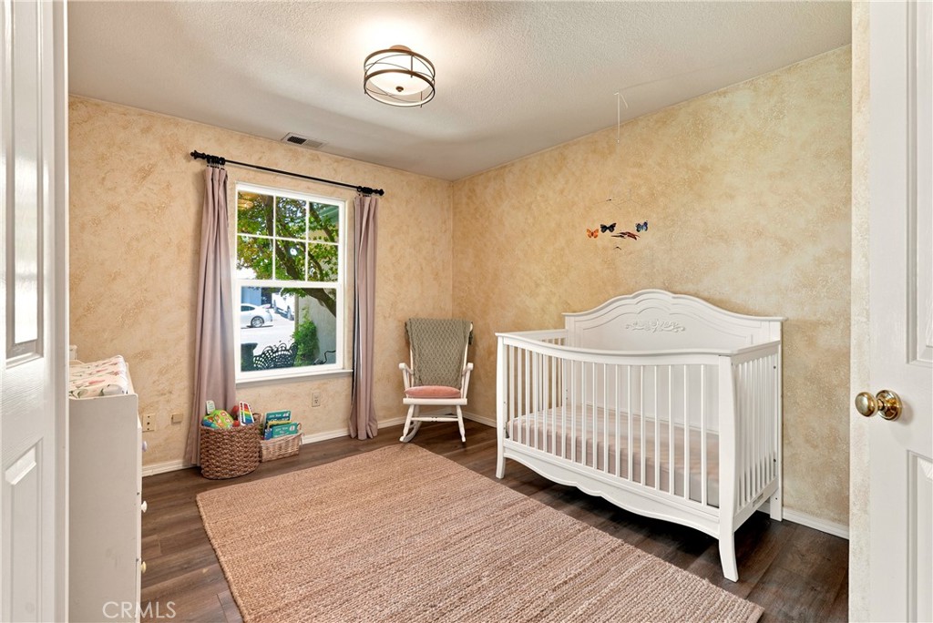 25 Rainbow Ct, Templeton, CA 93465