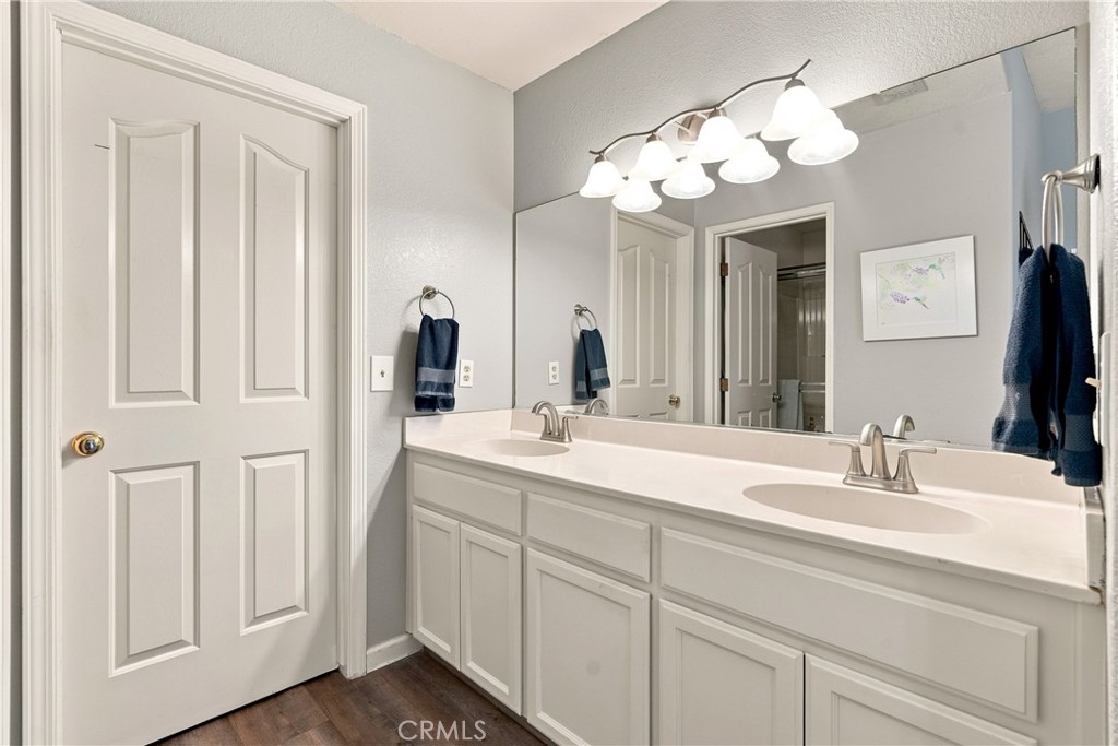 25 Rainbow Ct, Templeton, CA 93465