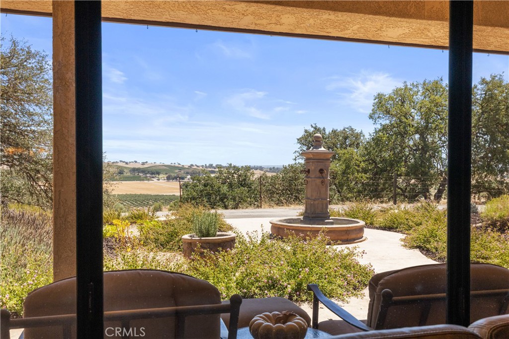 7485 Monterey, Paso Robles, CA 93446