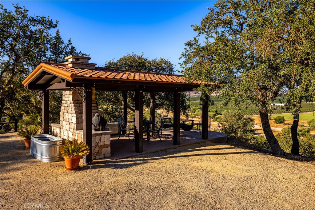 7485 Monterey, Paso Robles, CA 93446