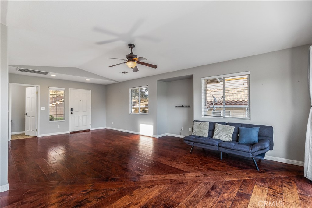 8664 Paseo De Vaca, Atascadero, CA 93422