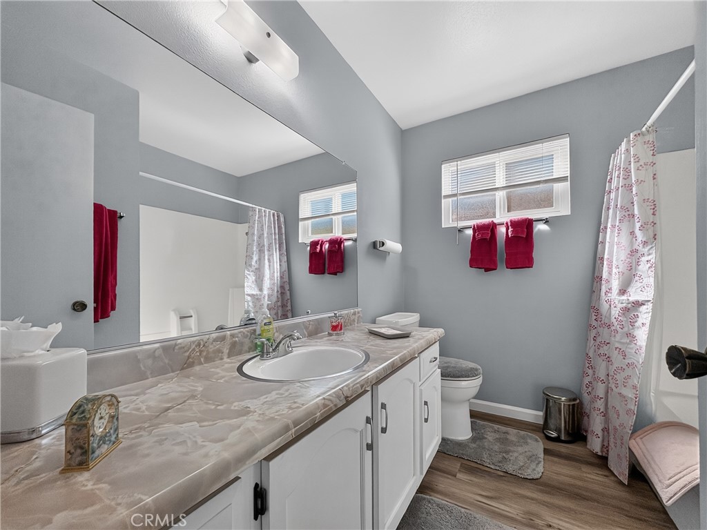 1738 Kings, Paso Robles, CA 93446