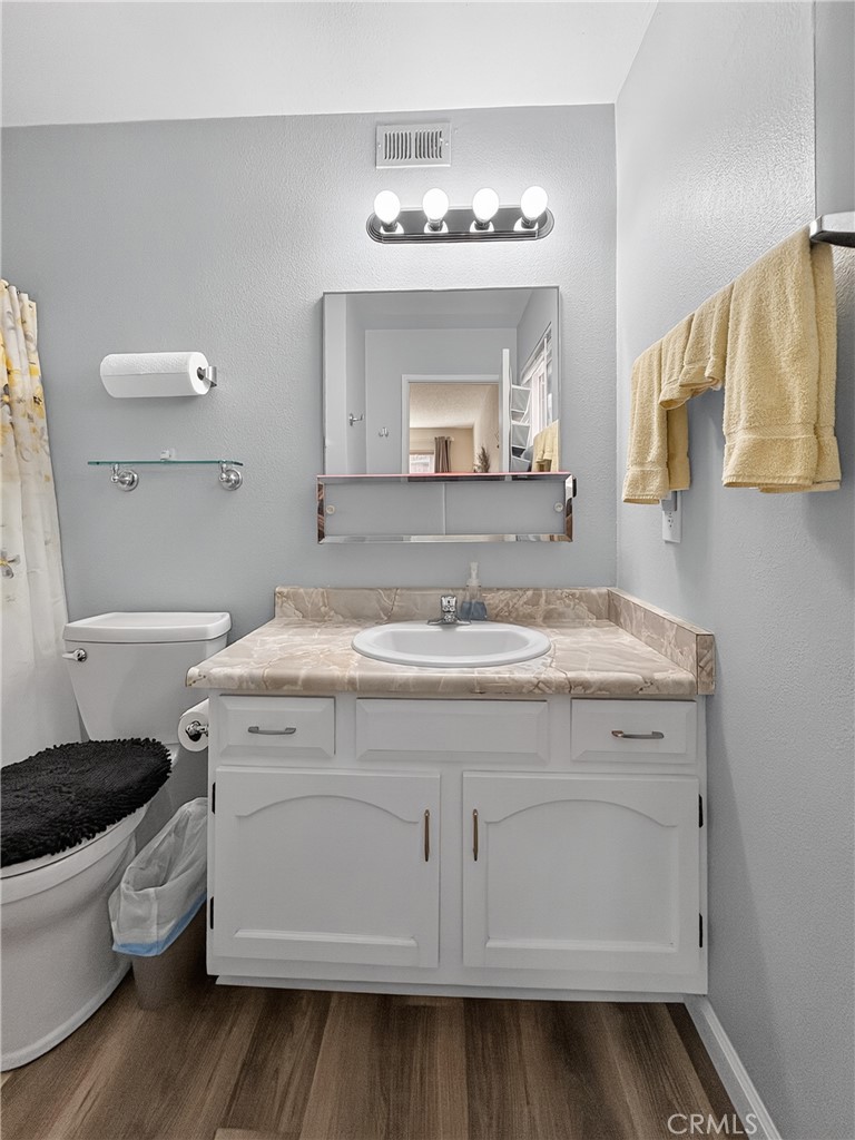 1738 Kings, Paso Robles, CA 93446