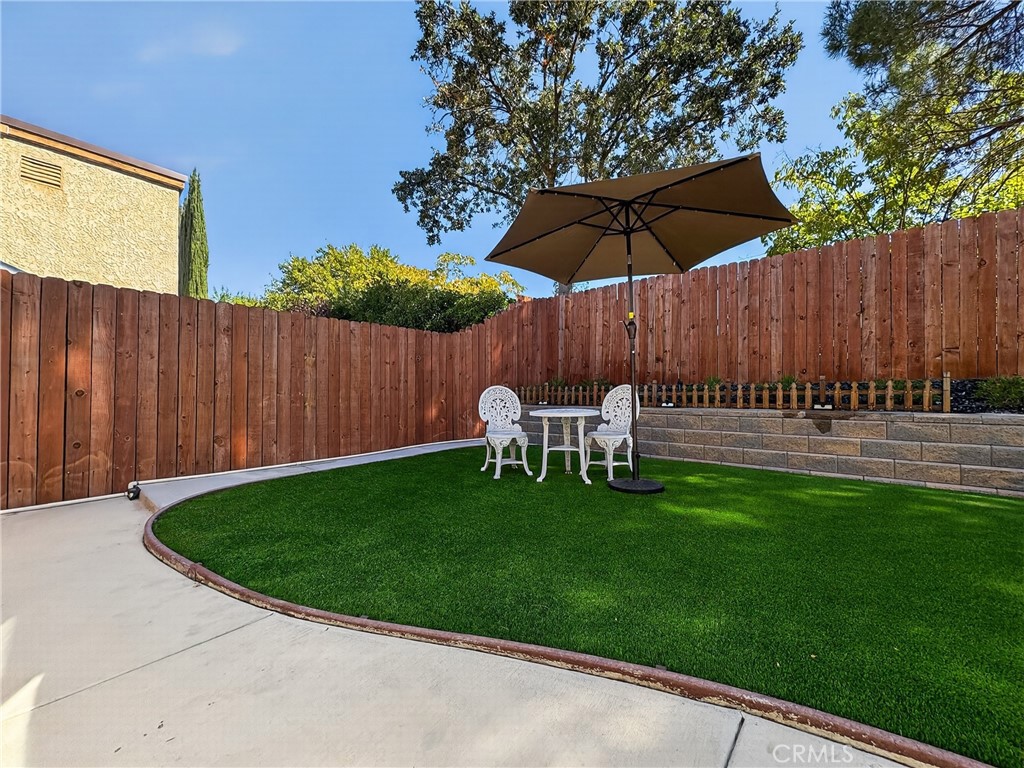 1738 Kings, Paso Robles, CA 93446