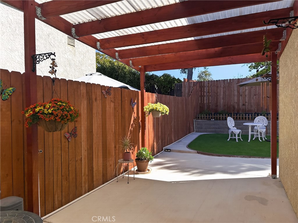 1738 Kings, Paso Robles, CA 93446