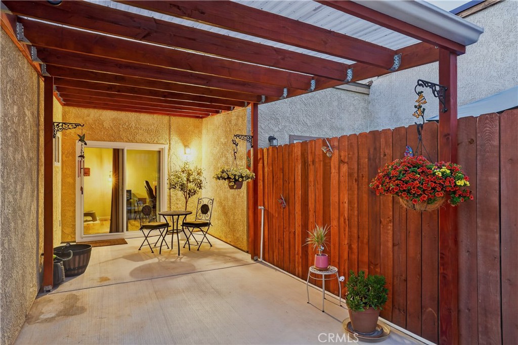 1738 Kings, Paso Robles, CA 93446