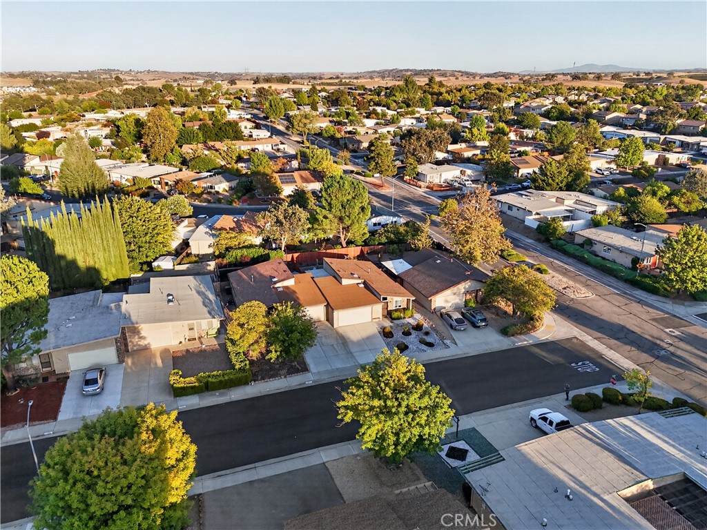 1738 Kings, Paso Robles, CA 93446