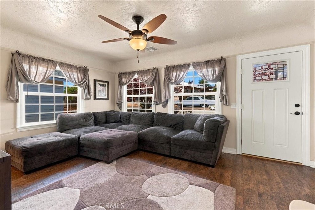 125 Capitol Hill, Paso Robles, CA 93446