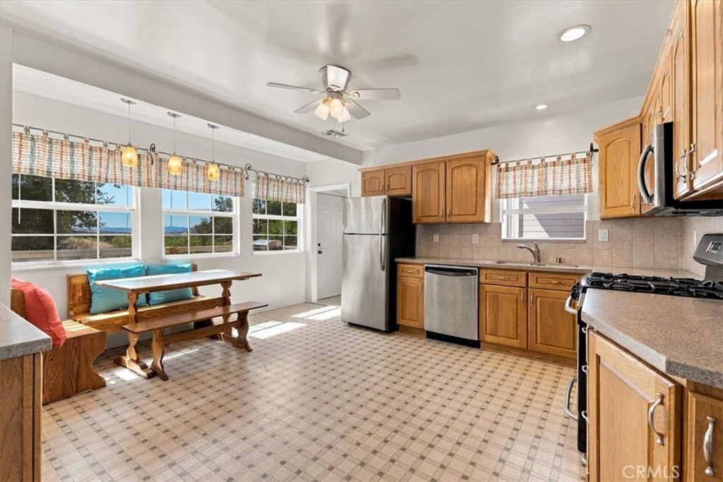 125 Capitol Hill, Paso Robles, CA 93446