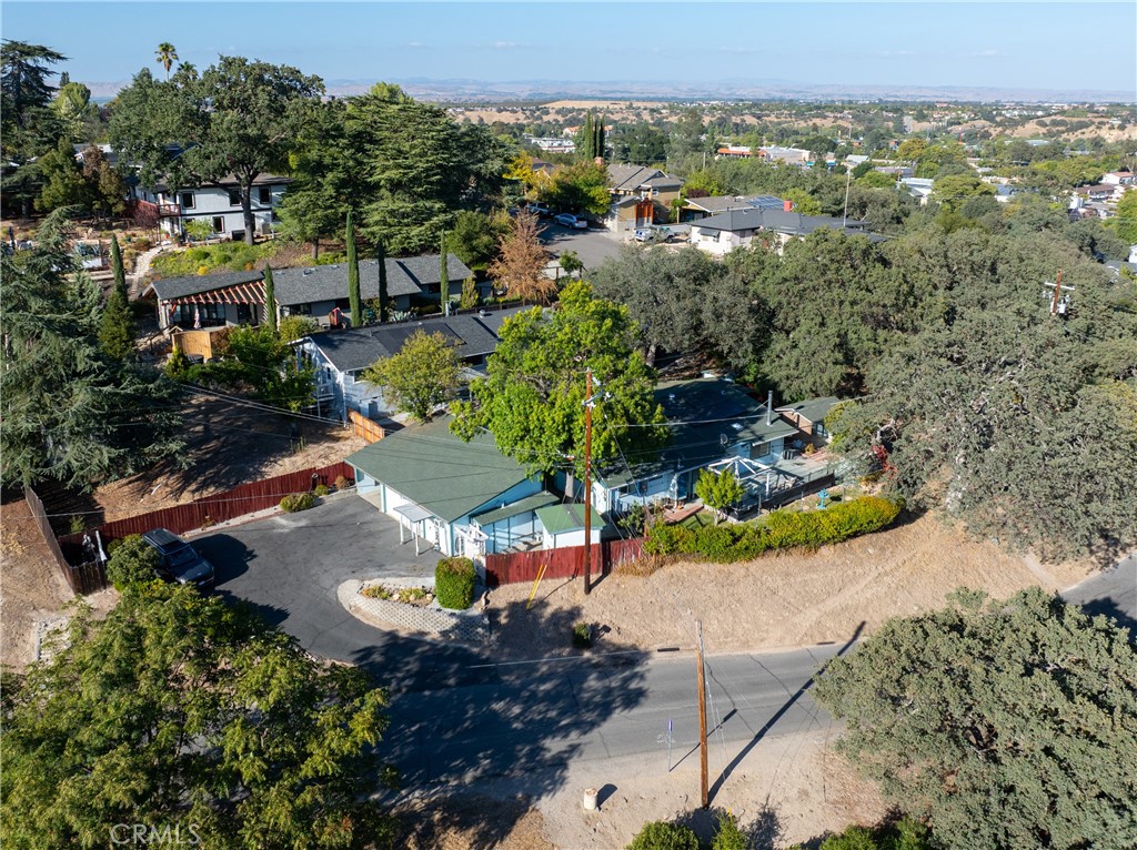 345 21st, Paso Robles, CA 93446