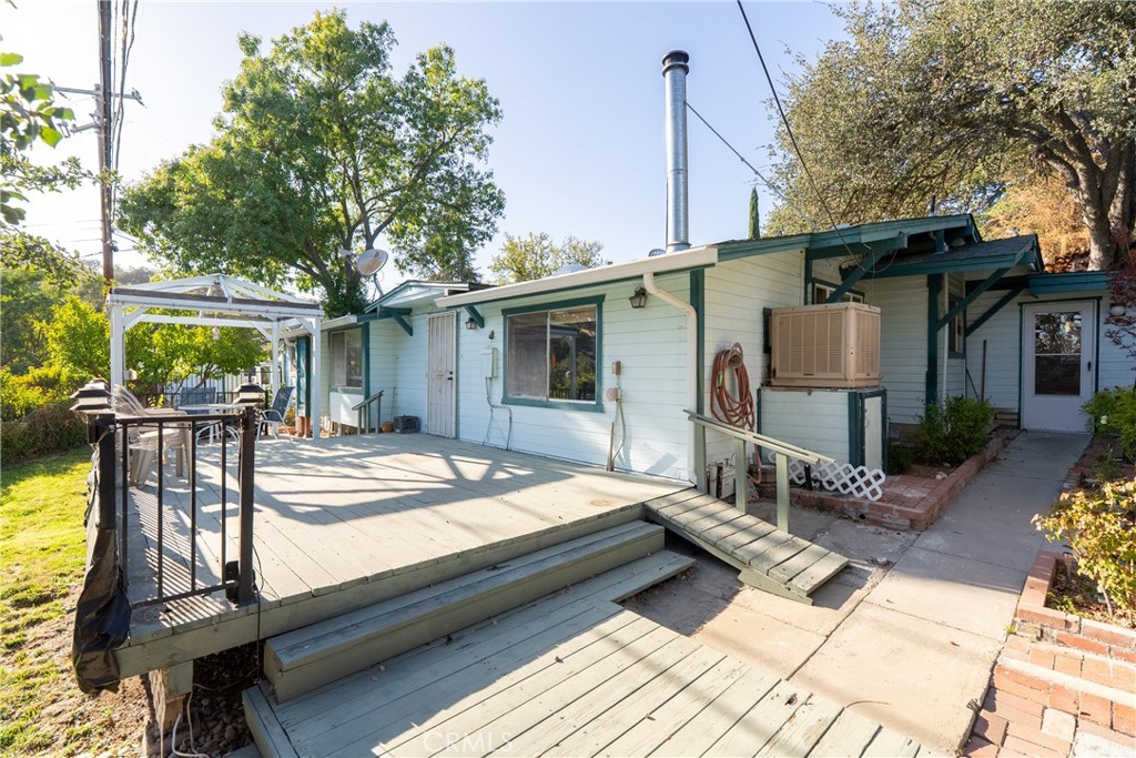 345 21st, Paso Robles, CA 93446