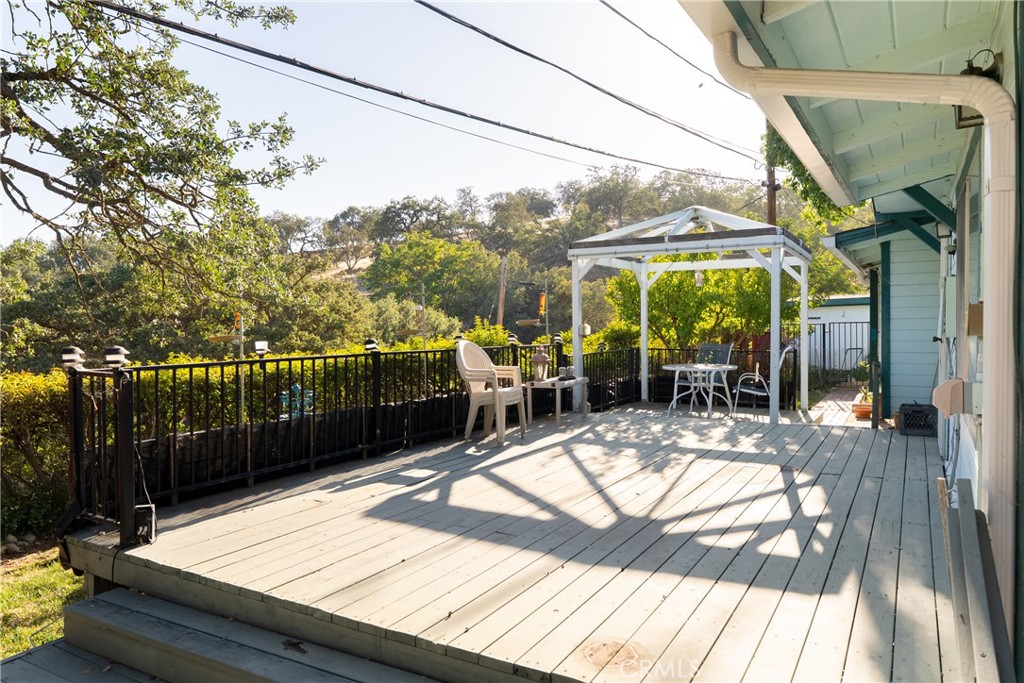 345 21st, Paso Robles, CA 93446