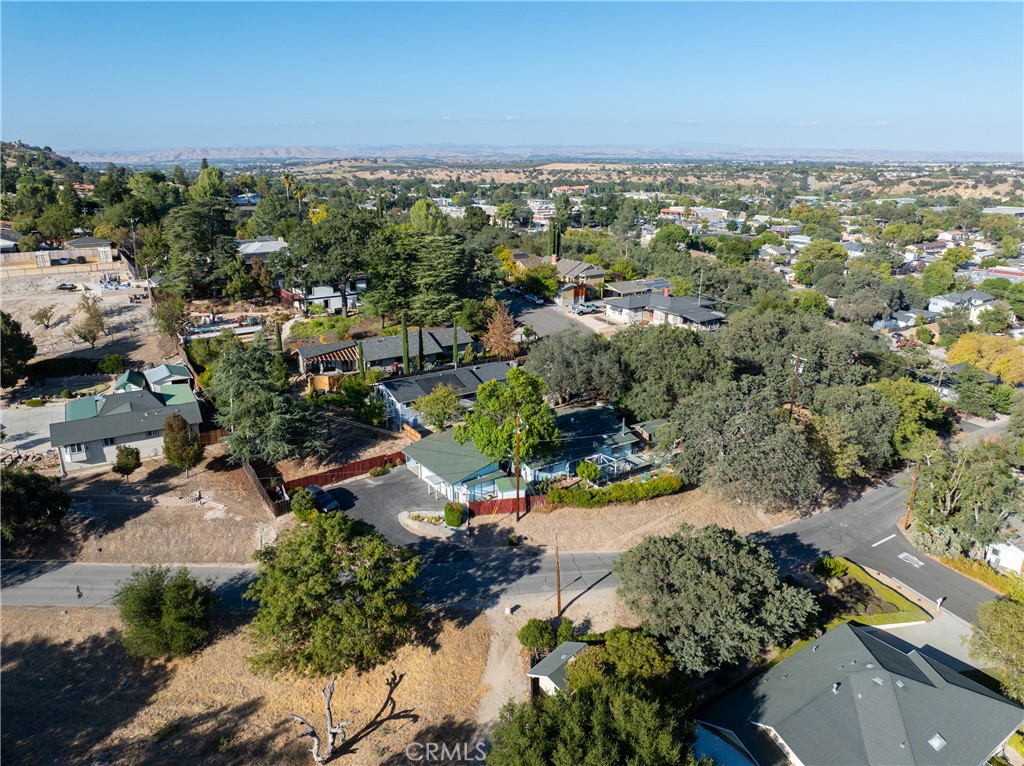 345 21st, Paso Robles, CA 93446