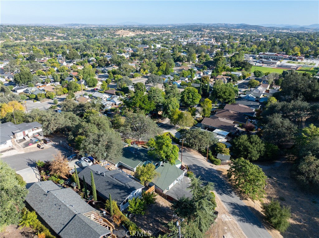 345 21st, Paso Robles, CA 93446