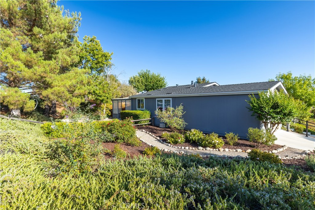 1321 Mallard, Paso Robles, CA 93446